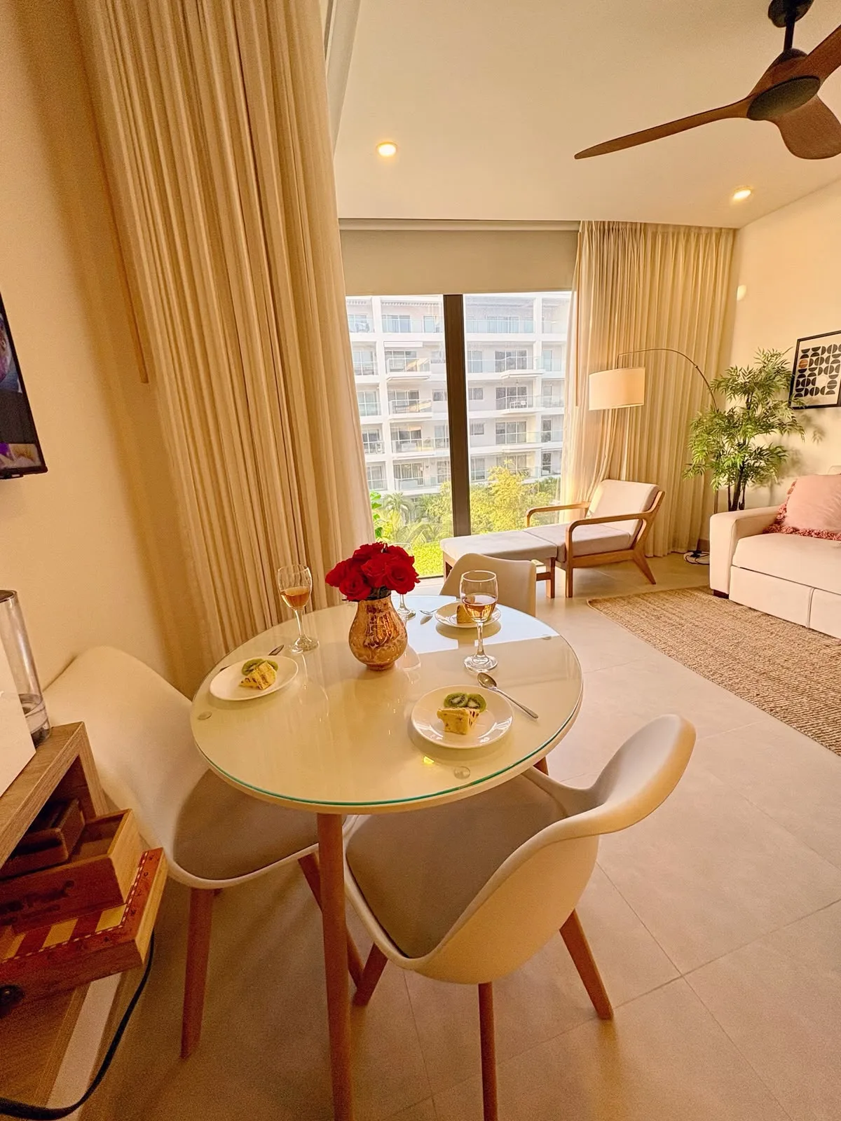 Foto 7 de Apartamento moderno de 2 habitaciones con salida directo al mar